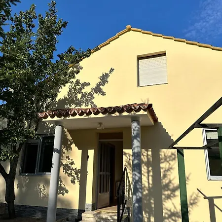 Casina Carreiro بيت للعطل